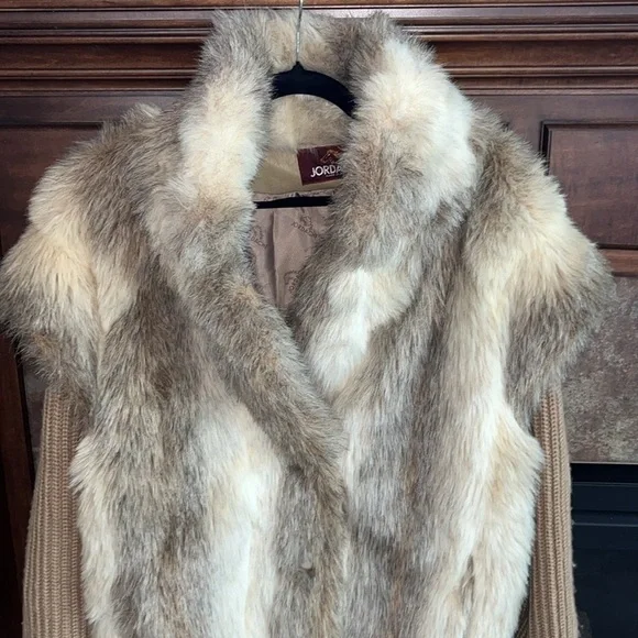 Vintage glamorous chic classic vintage ivory taupe faux fur sweater jacket 13/14 - Picture 3 of 16